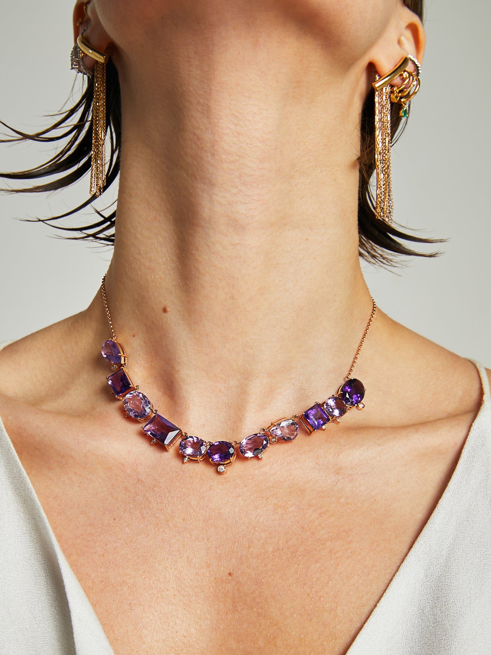 COLAR COM AMETISTAS E DIAMANTES