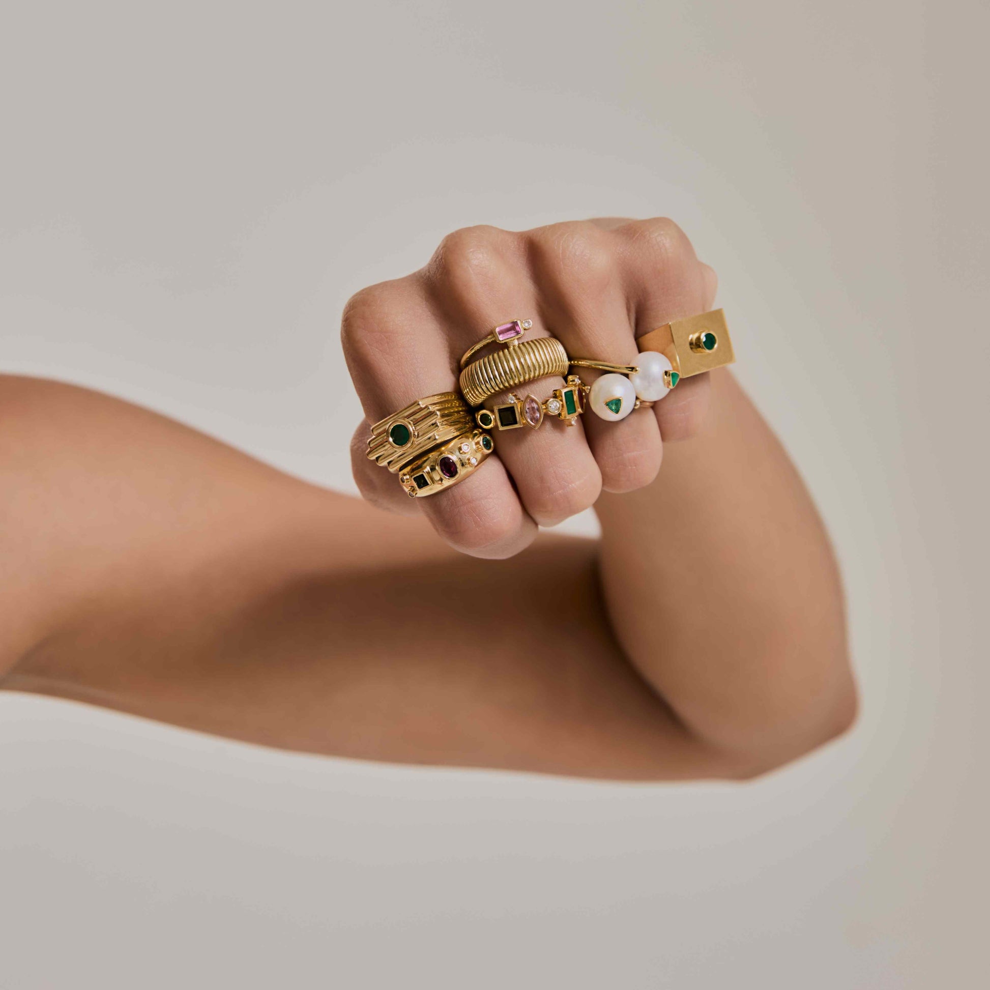 ANEL BOLD COM TURMALINA E DIAMANTE