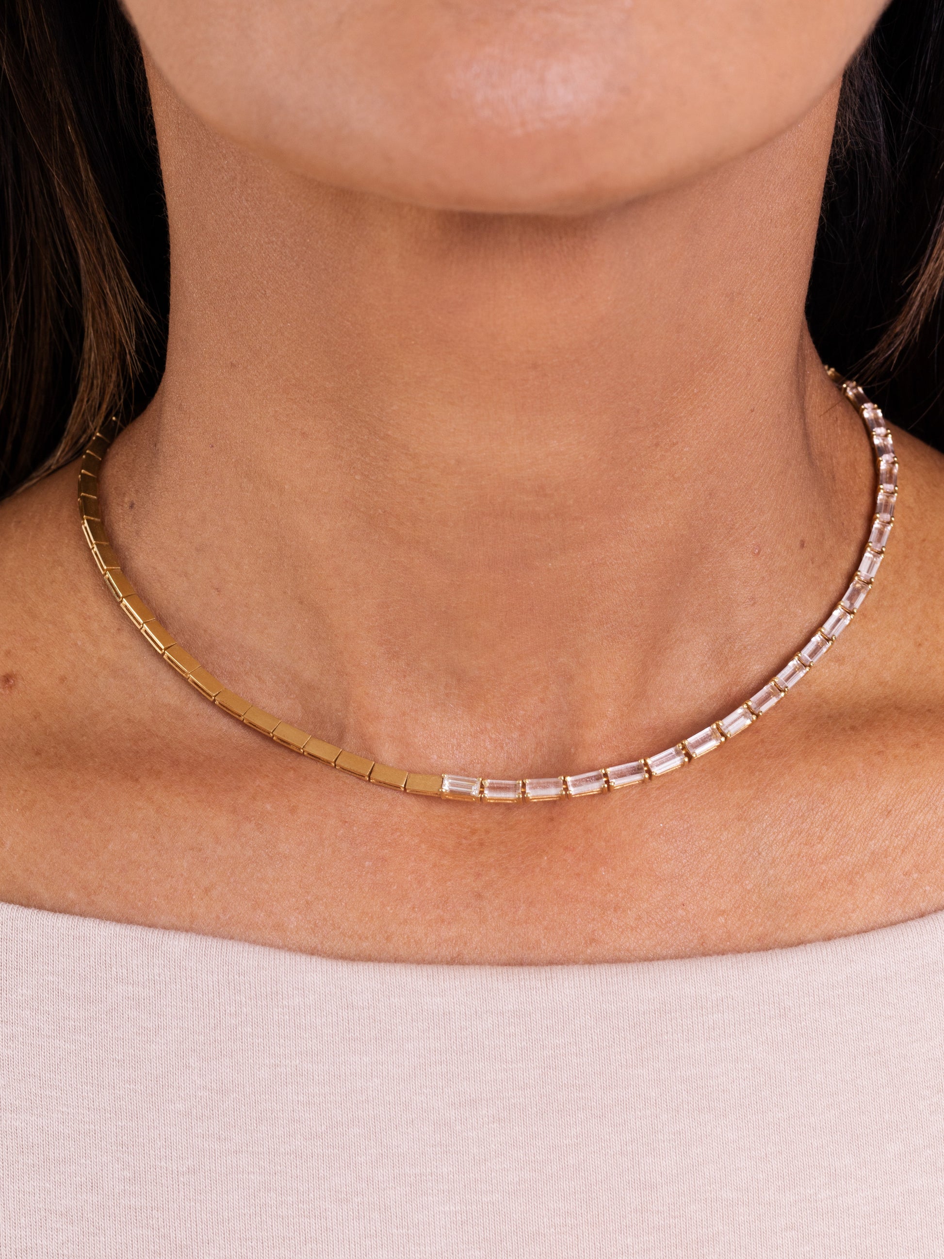 COLAR MORGANITAS E DIAMANTE