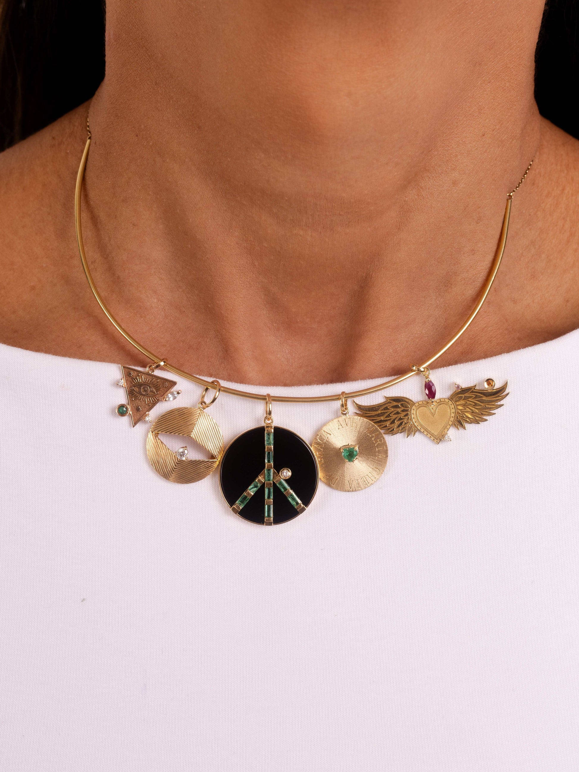 PINGENTE OLHO COM DIAMANTE