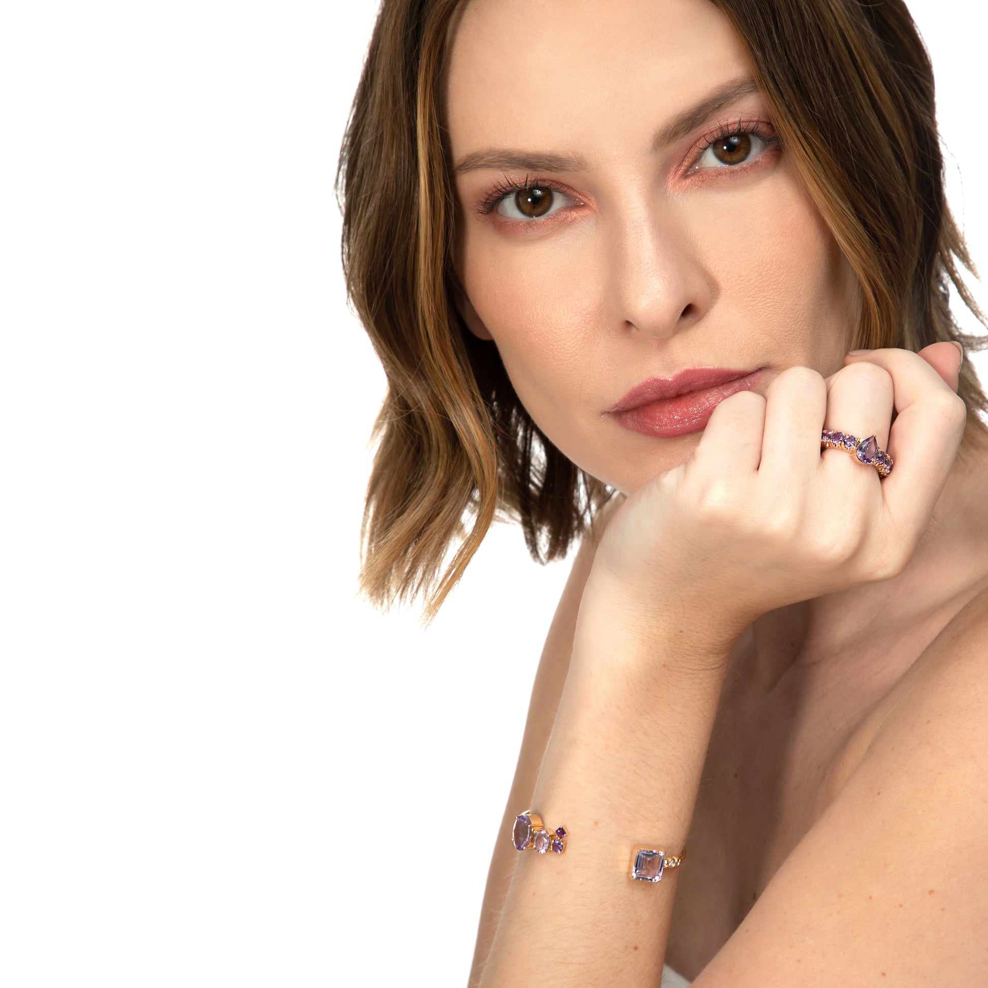 ANEL AMETISTAS COM GOTA CENTRAL