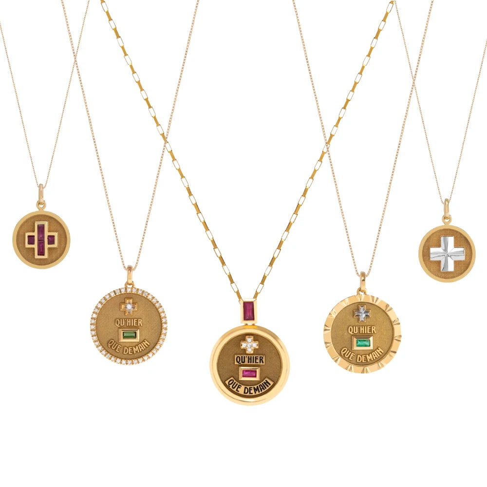 PINGENTE MEDALHA CRUZ COM RUBI