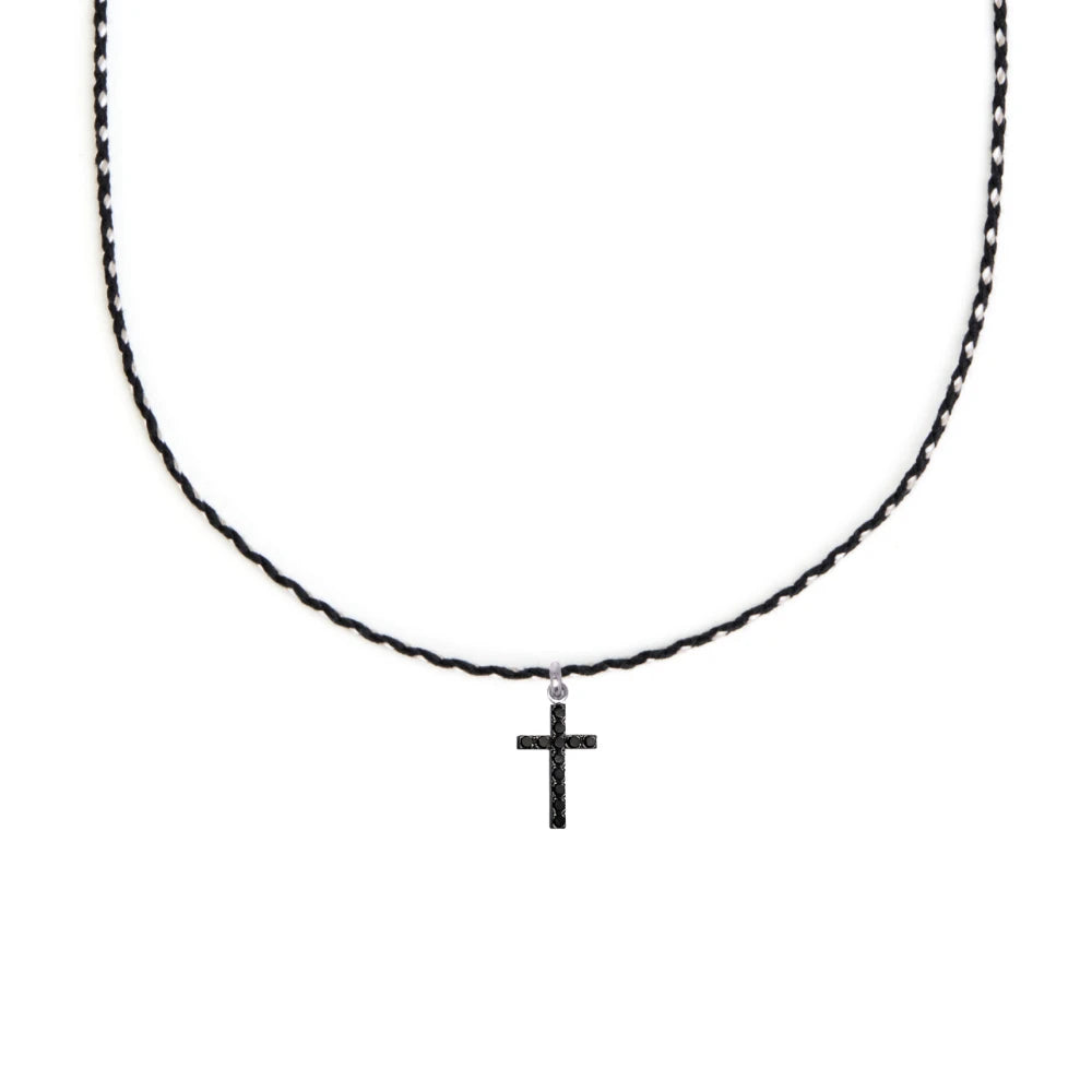 PINGENTE CRUZ COM DIAMANTES NEGROS