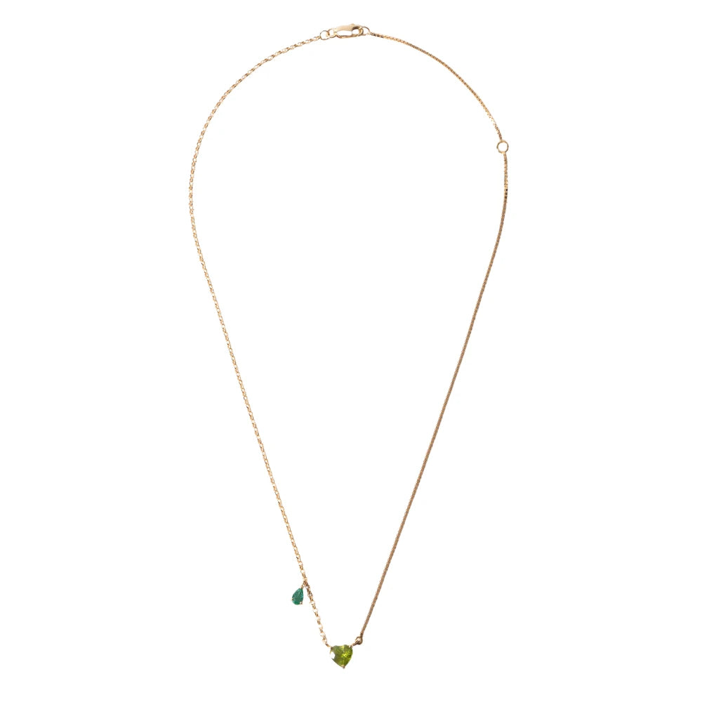 COLAR CORAÇÃO PERIDOTO E ESMERALDA