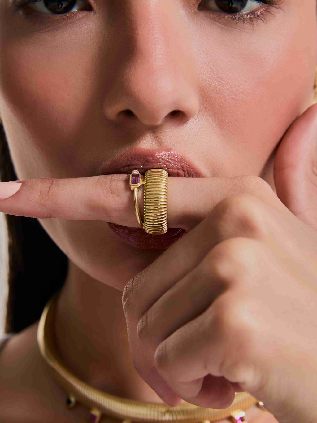 ANEL BOLD COM TURMALINA E DIAMANTE