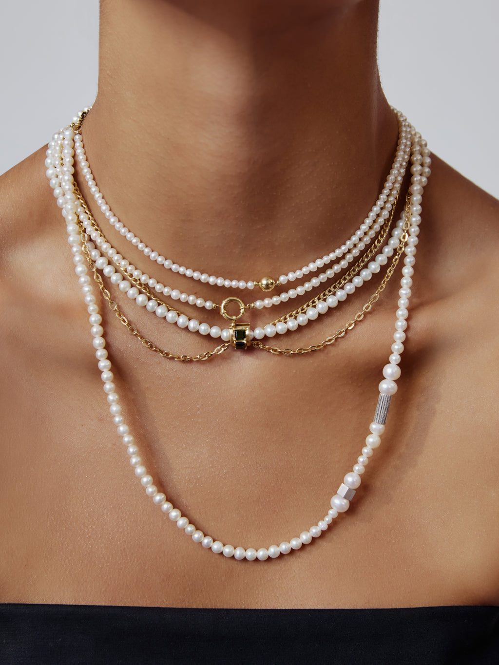 COLAR PERÓLAS COM DIAMANTE