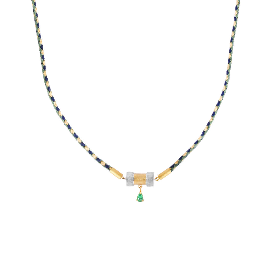 COLAR FIO CORDA COM PINGENTE ESMERALDA