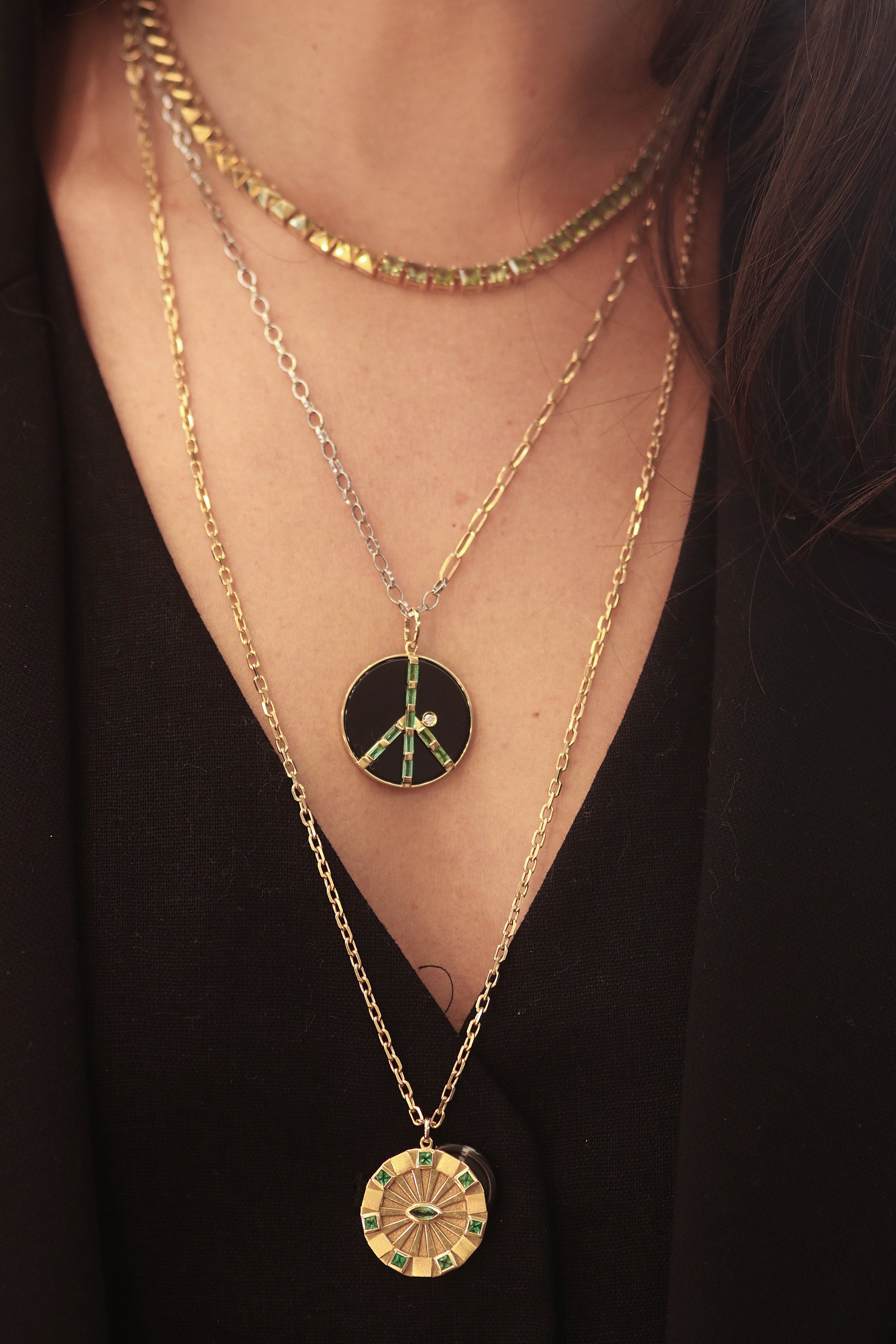 PINGENTE PEACE COM ÔNIX, TURMALINA ROSA E DIAMANTES