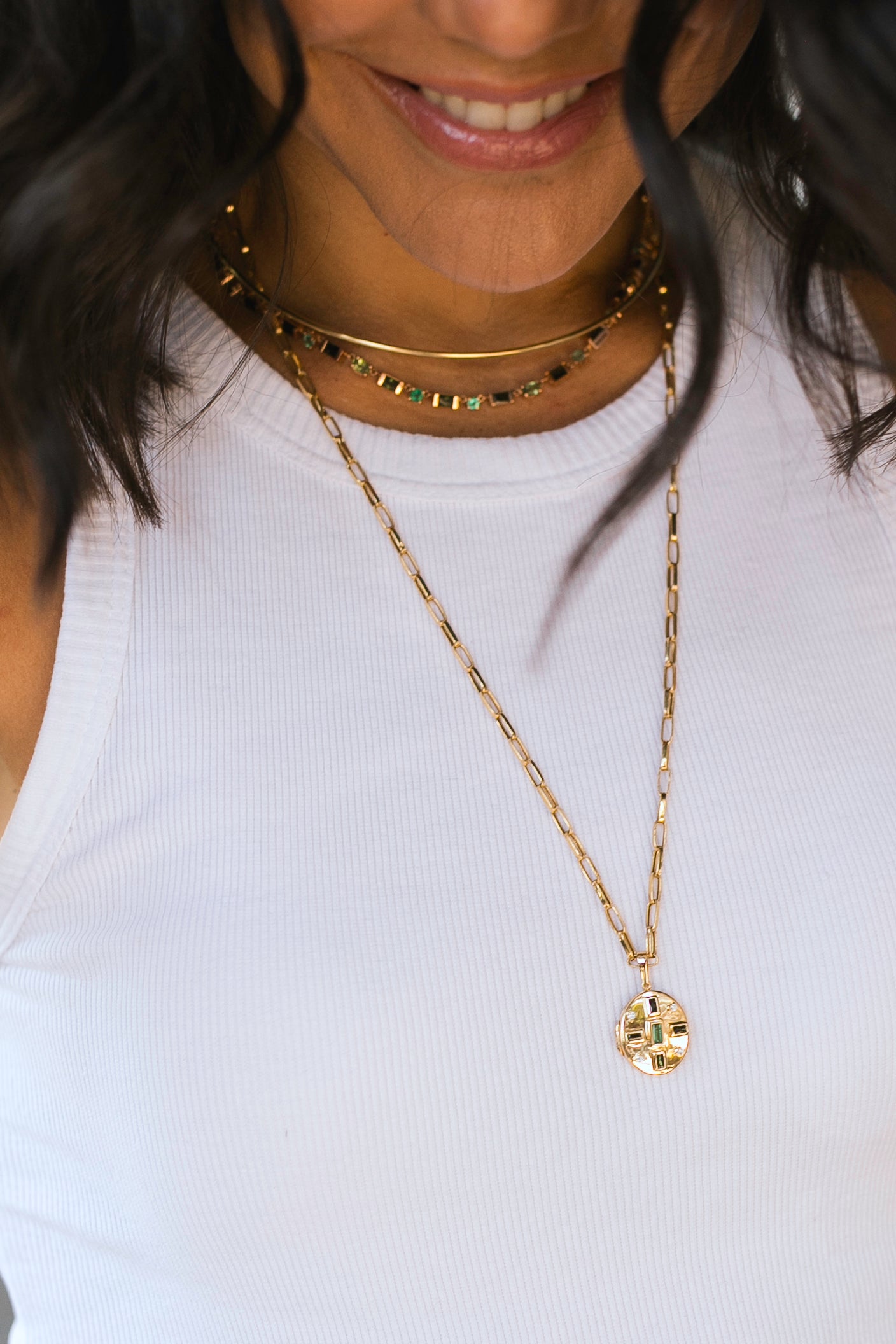 COLAR MEIA RIVIERA COM TURMALINAS VERDES E ESMERALDAS