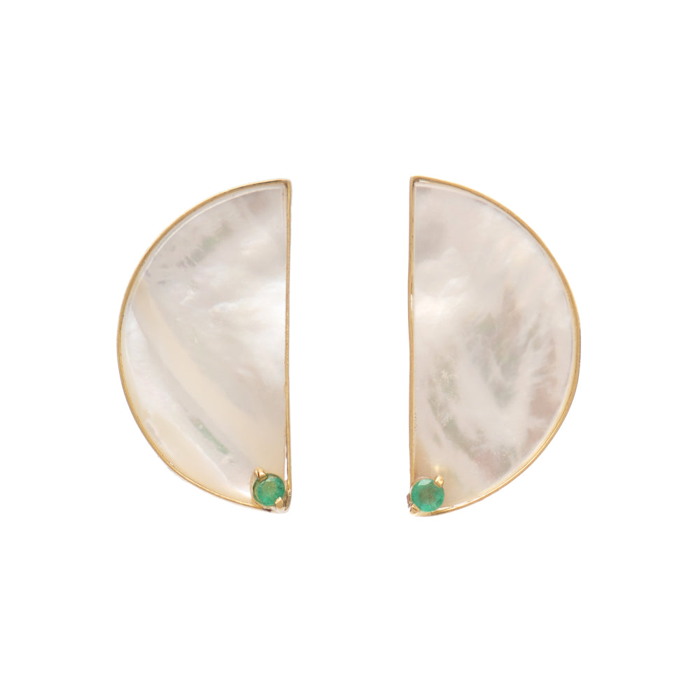 BRINCO MADREPÉROLA COM ESMERALDA