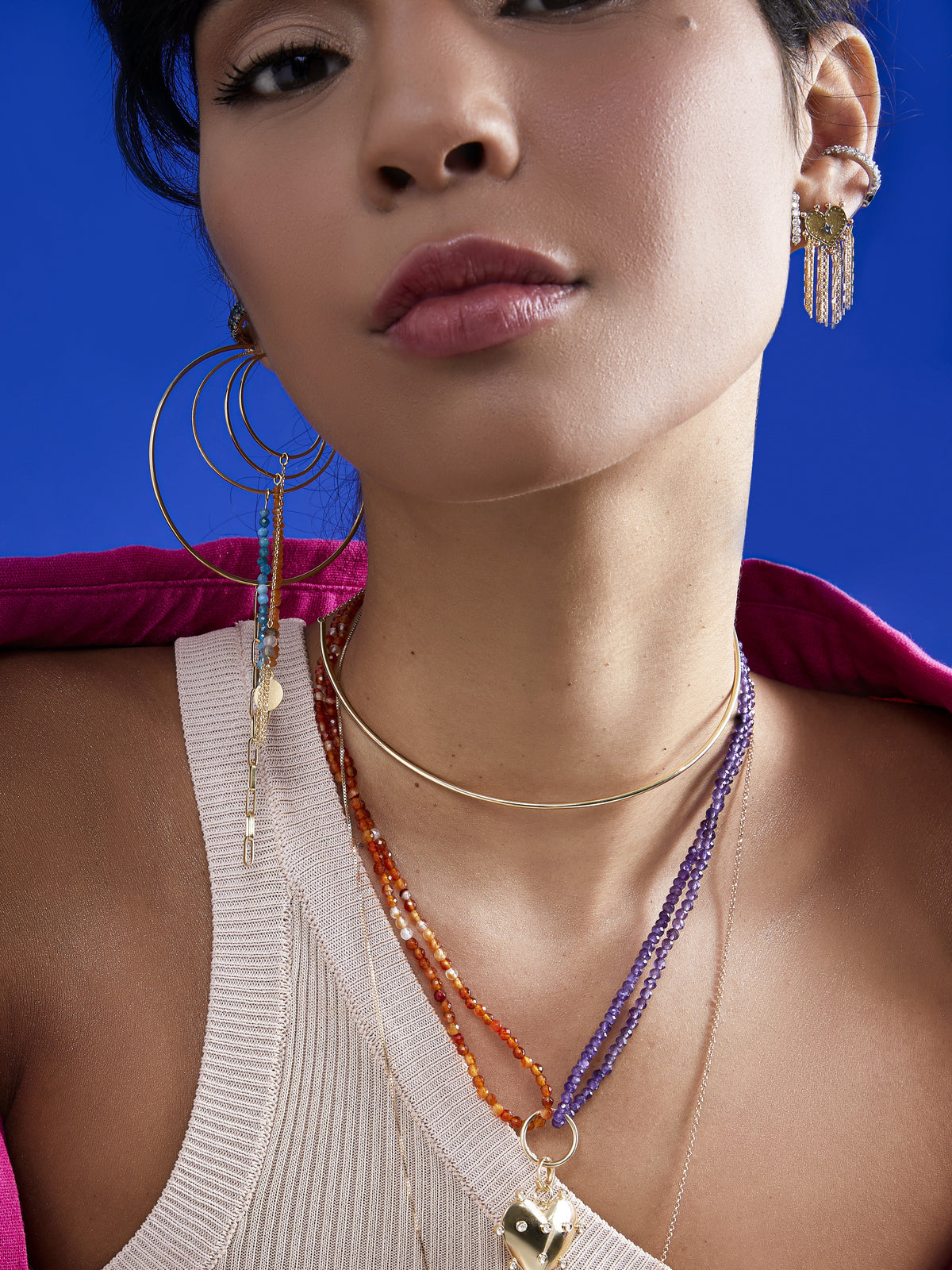 BRINCO CORAÇÃO COM FRANJAS E DETALHES