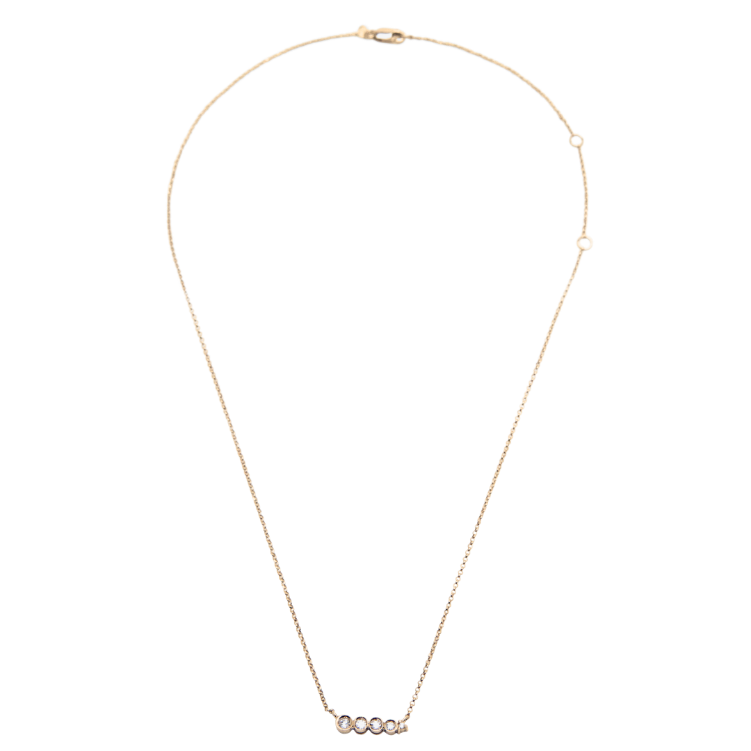 COLAR MINIMAL COM DIAMANTES