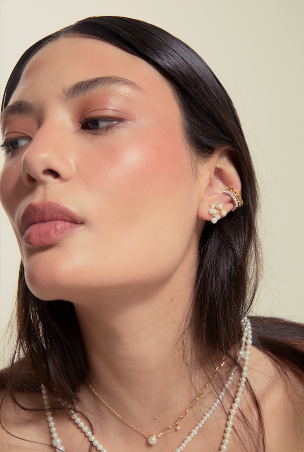 BRINCO DE PÉROLAS COM DIAMANTE