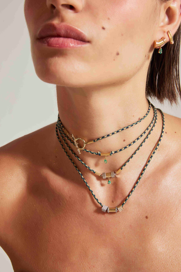 COLAR FIO CORDA COM CANUTILHO