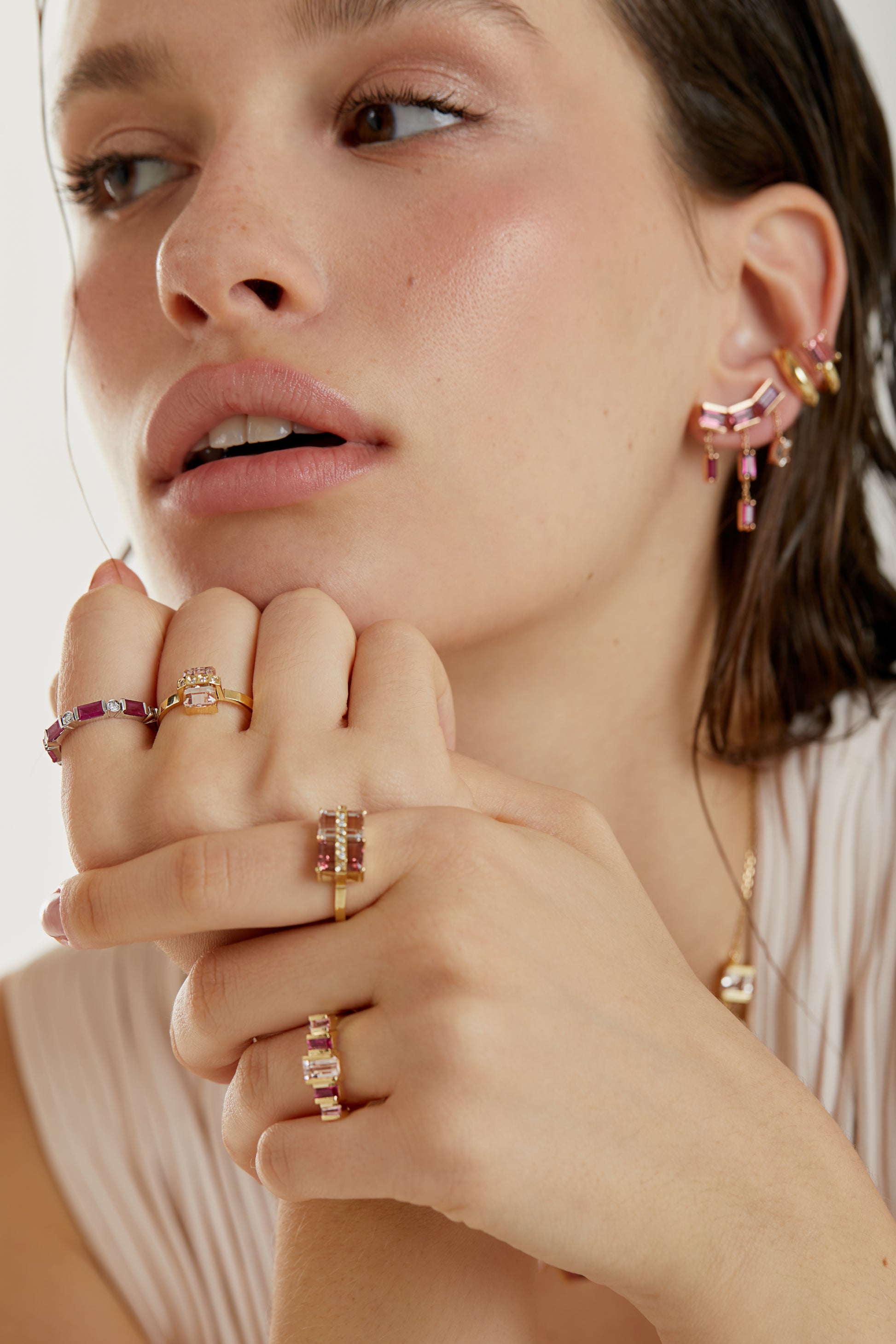 BRINCO EARCUFF BAGUETES COM FRANJAS