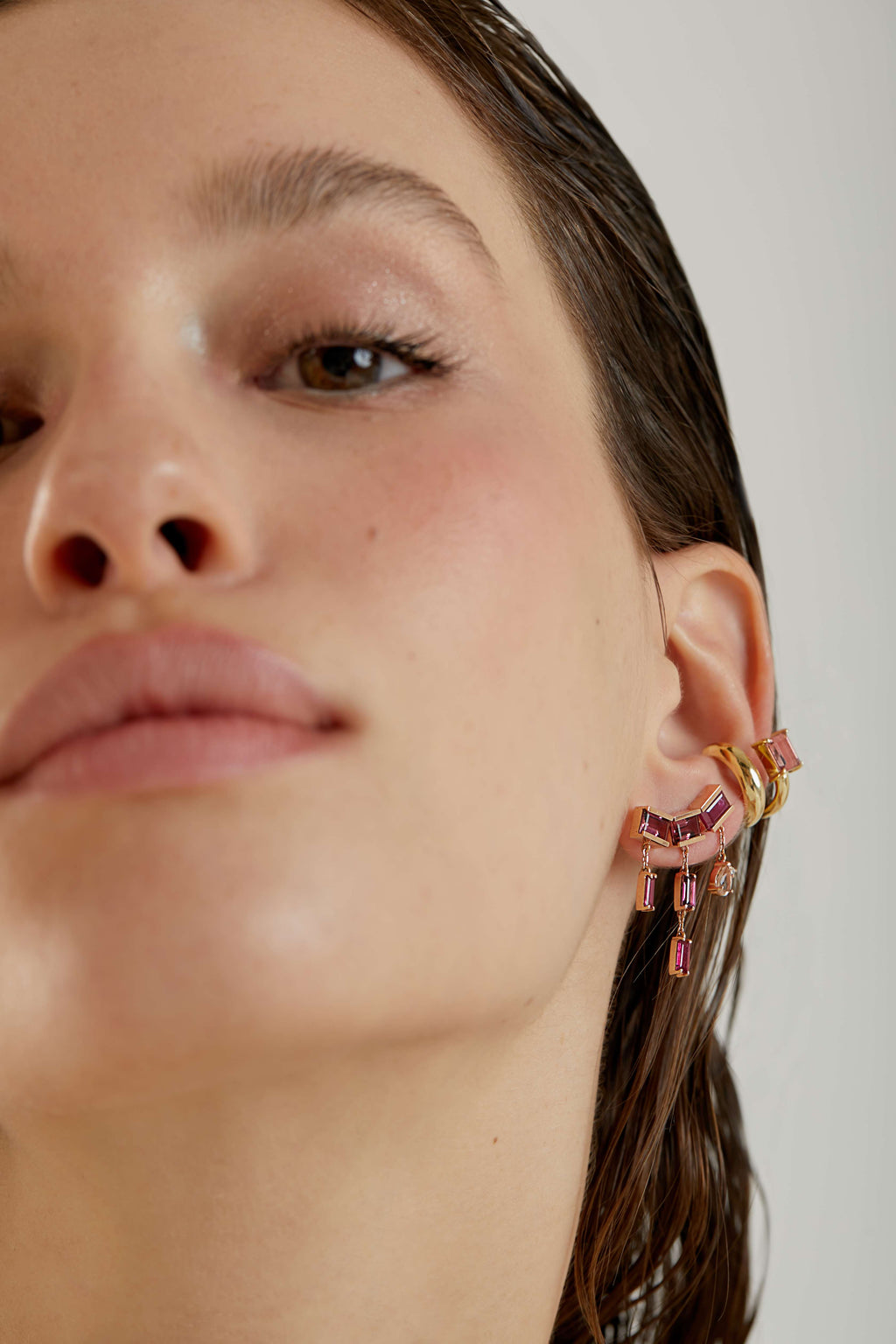 BRINCO EARCUFF BAGUETES COM FRANJAS