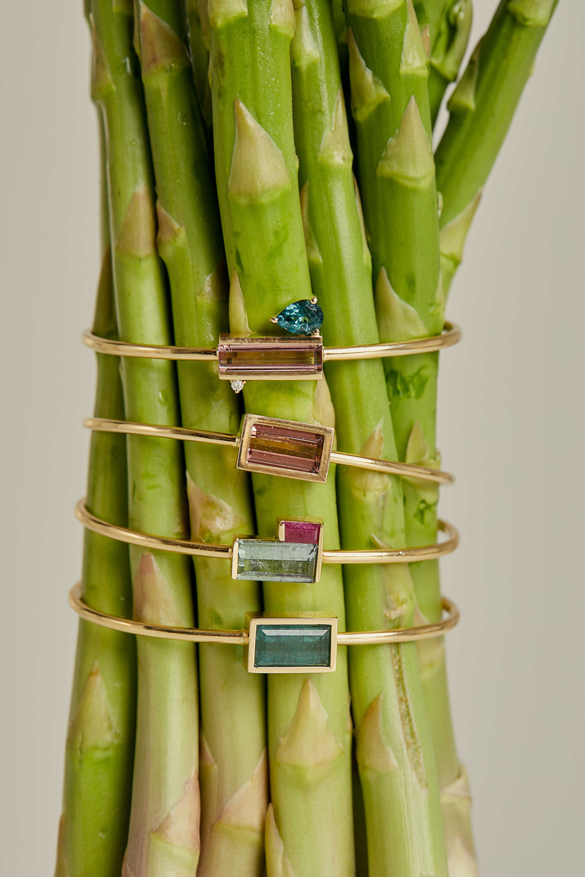 BRACELETE COM TURMALINA ROSA