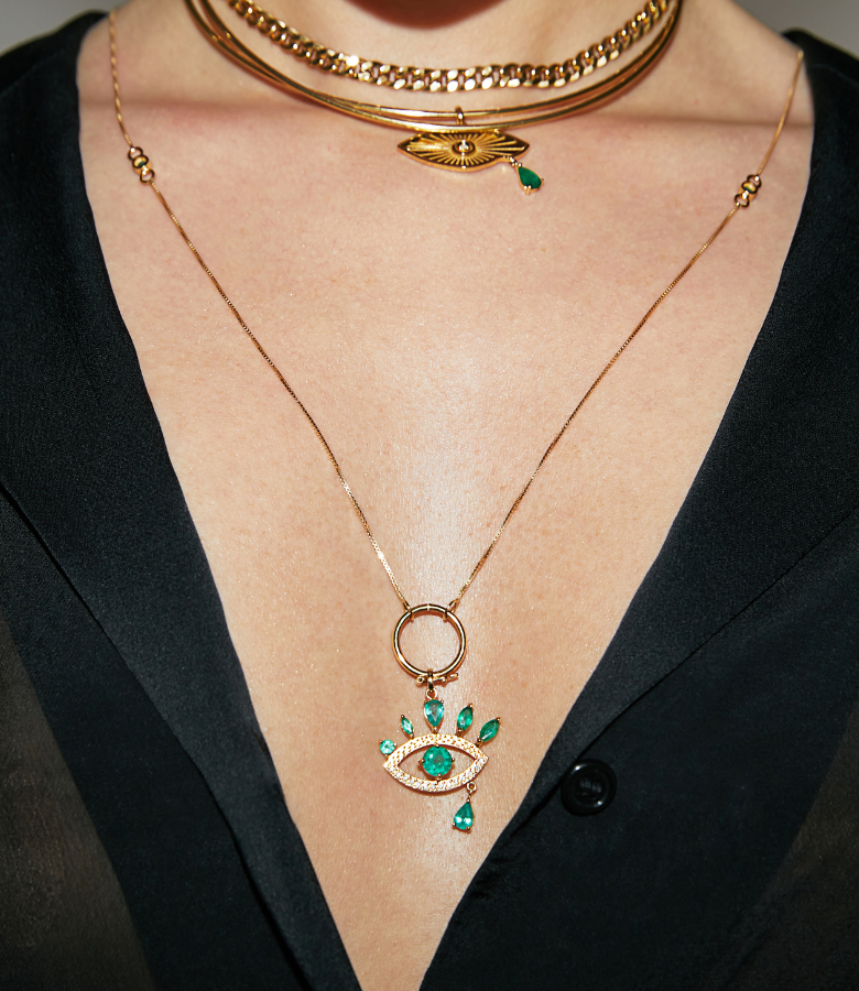 PINGENTE OLHO GREGO COM ESMERALDA E DIAMANTE