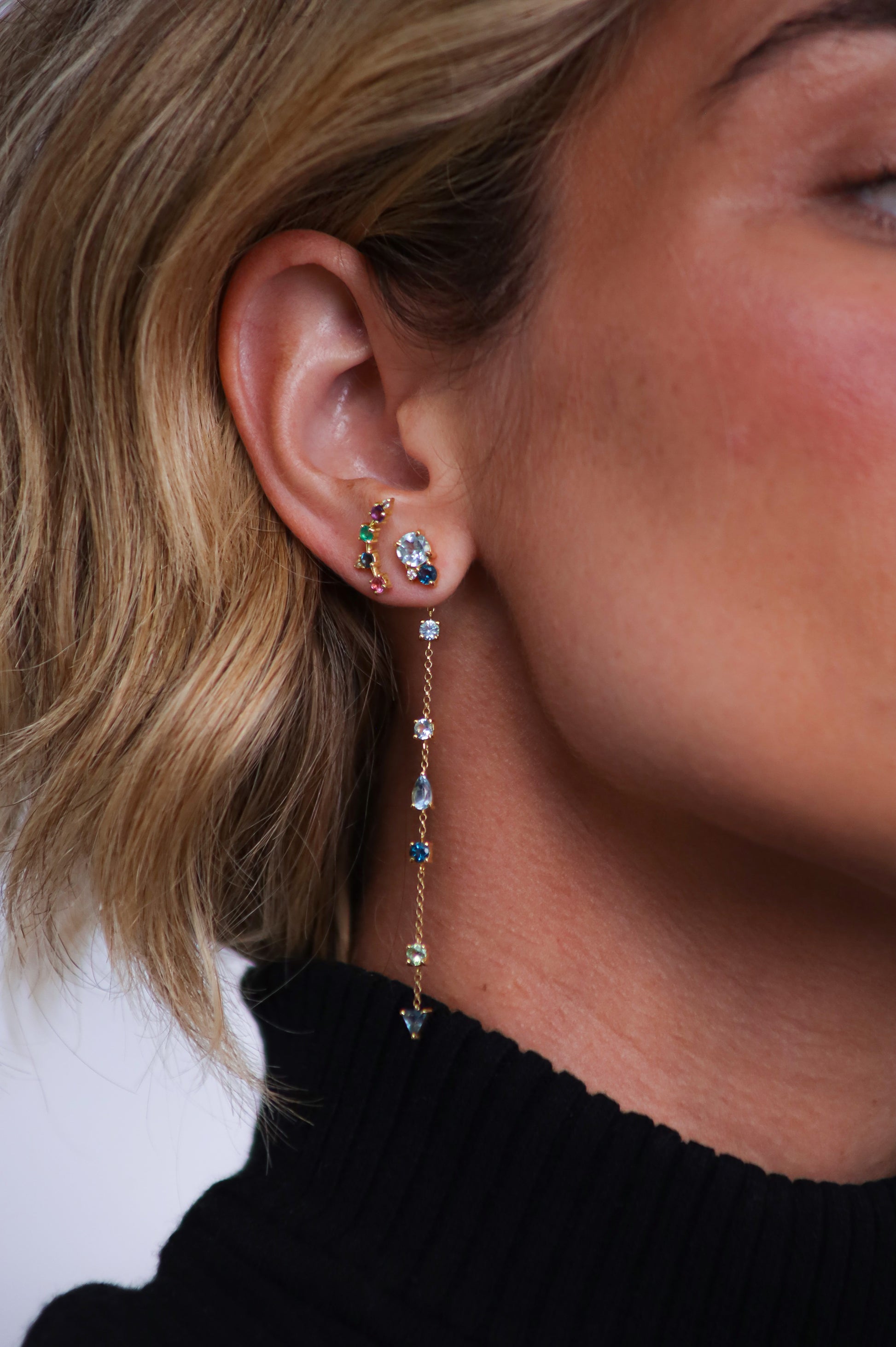 BRINCO EARCUFF MULTIGEMAS