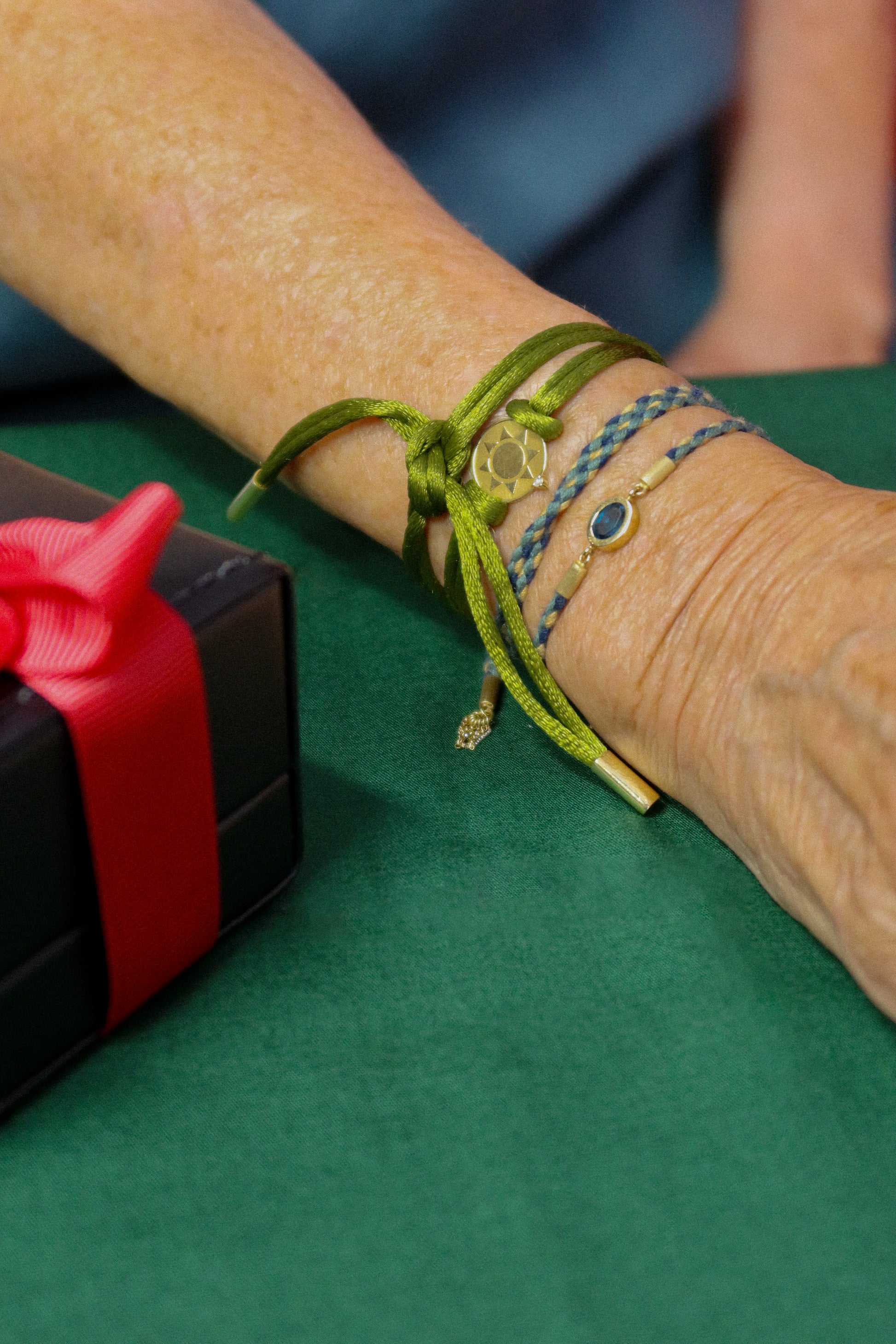 TORNOZELEIRA CORDINHA