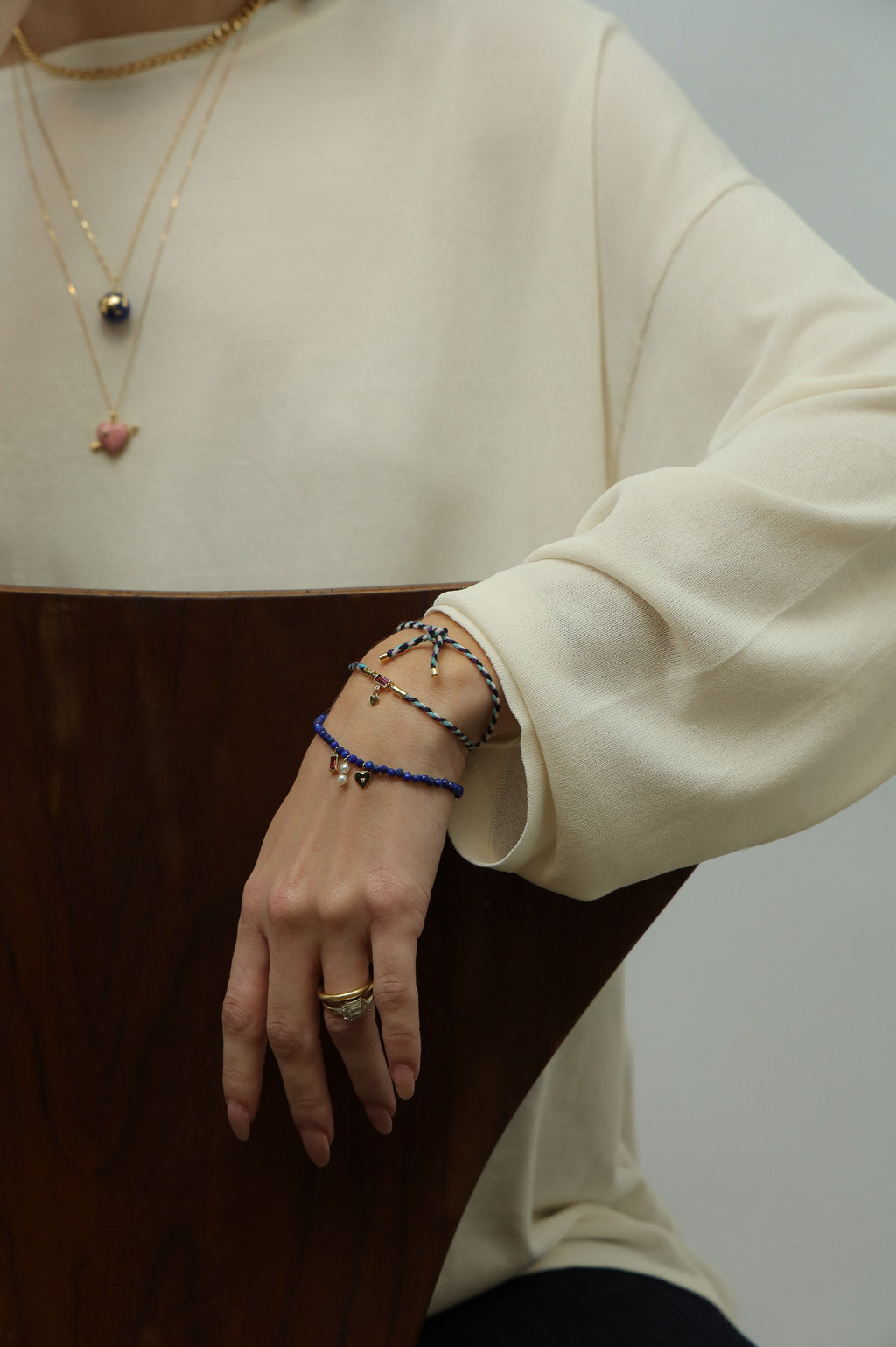 PULSEIRA FIO CORDA COM TURMALINA ROSA