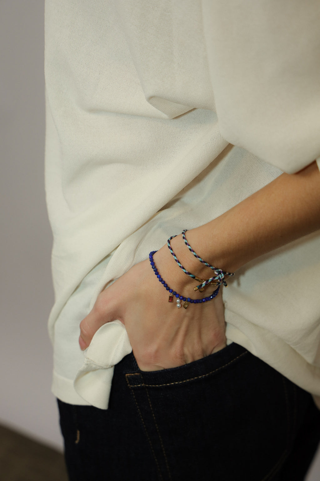 PULSEIRA FIO CORDA COM TURMALINA ROSA