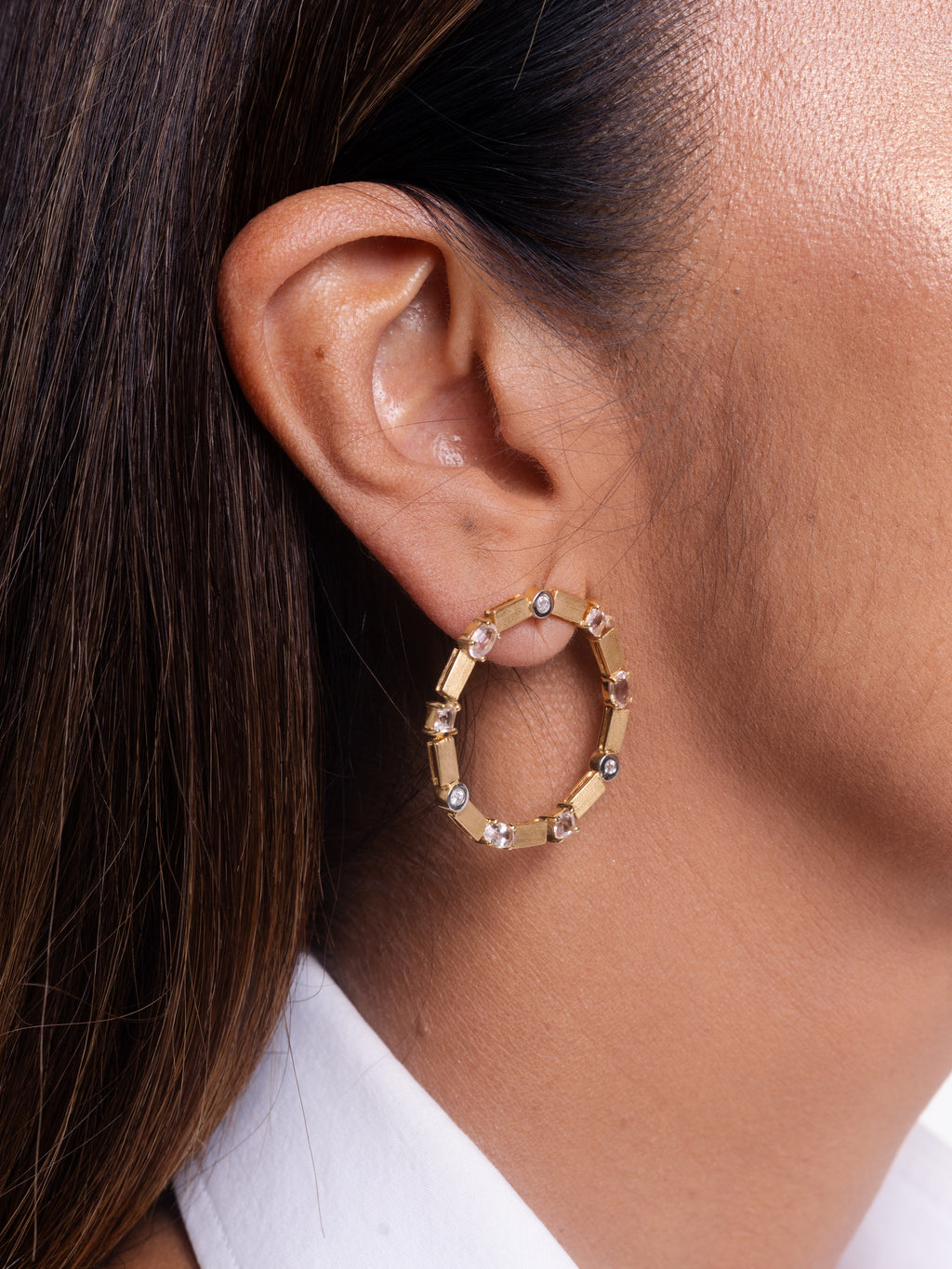 BRINCO ARGOLA MORGANITA E DIAMANTE