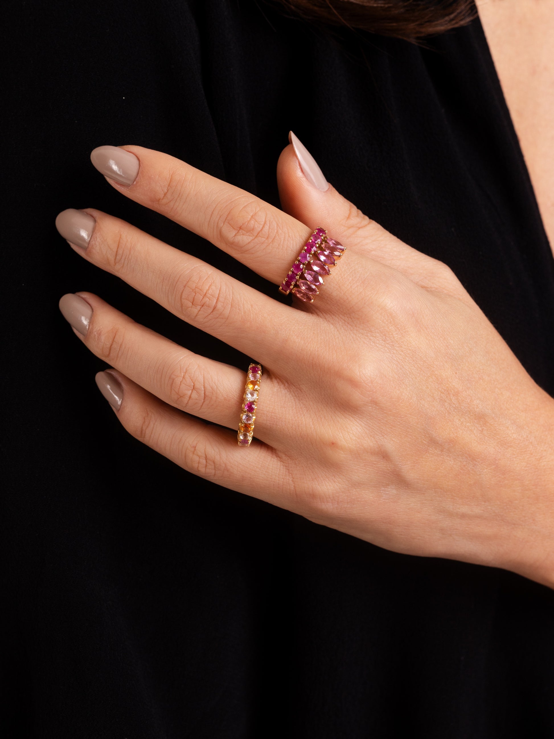 ALIANÇA COM RUBI, TURMALINA, MANDARIM E MORGANITA