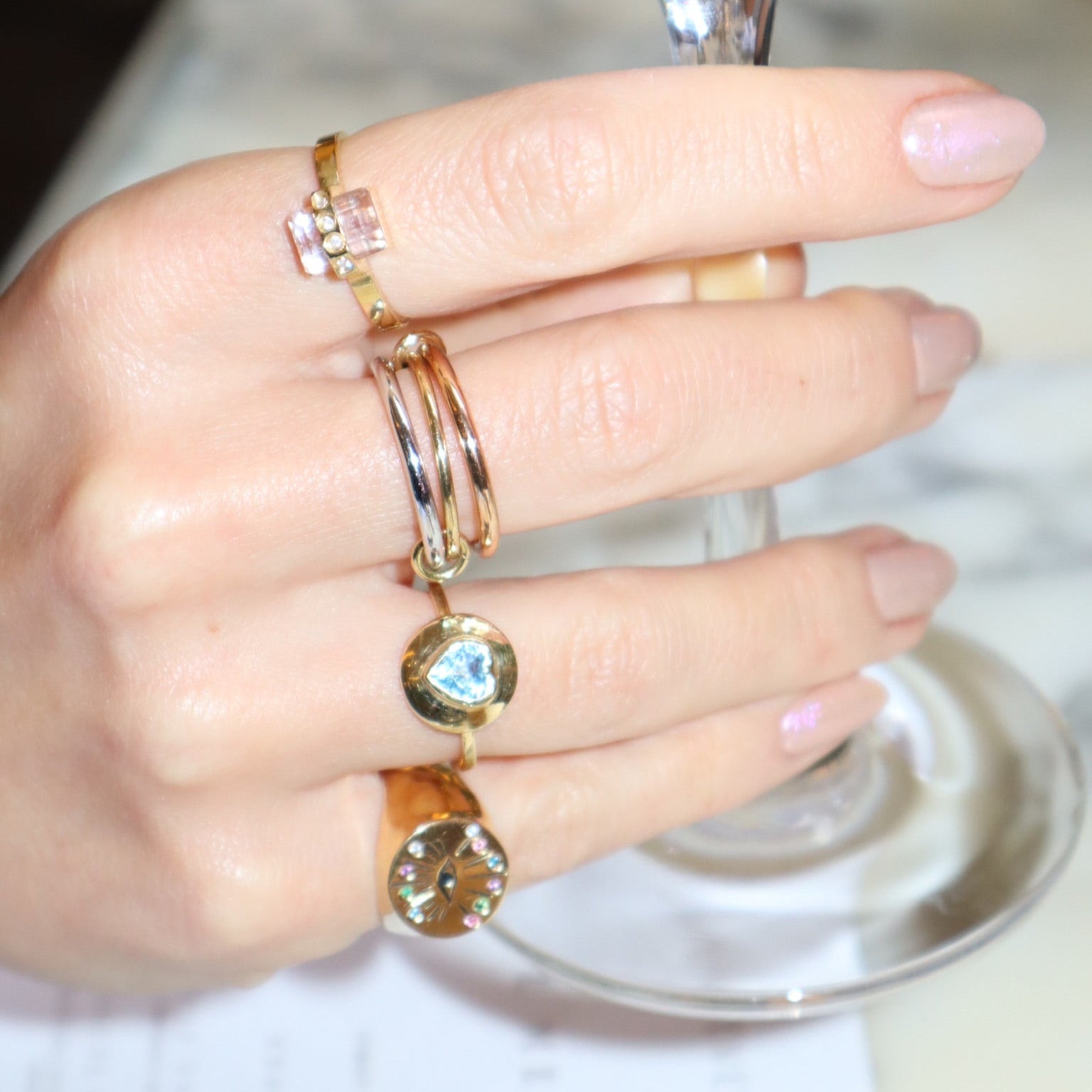 ANEL DE DEDINHO OLHO GREGO REDONDO