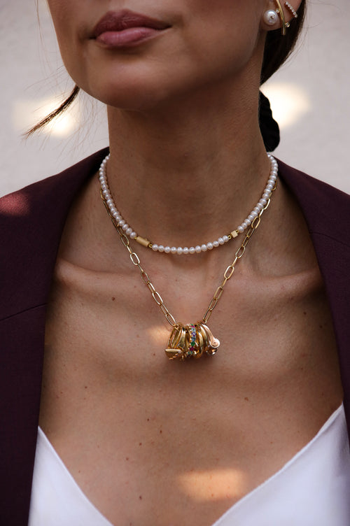Pearl Necklace with Tube Bead in 18K Gold