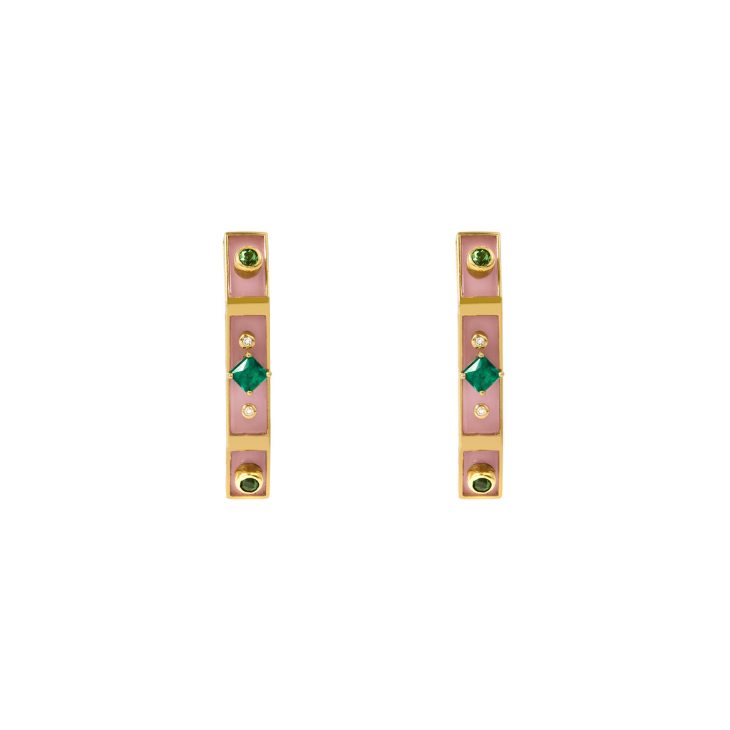 BRINCO CÔNCAVO CHAPAS DE QUARTZO GOIABA E GEMAS