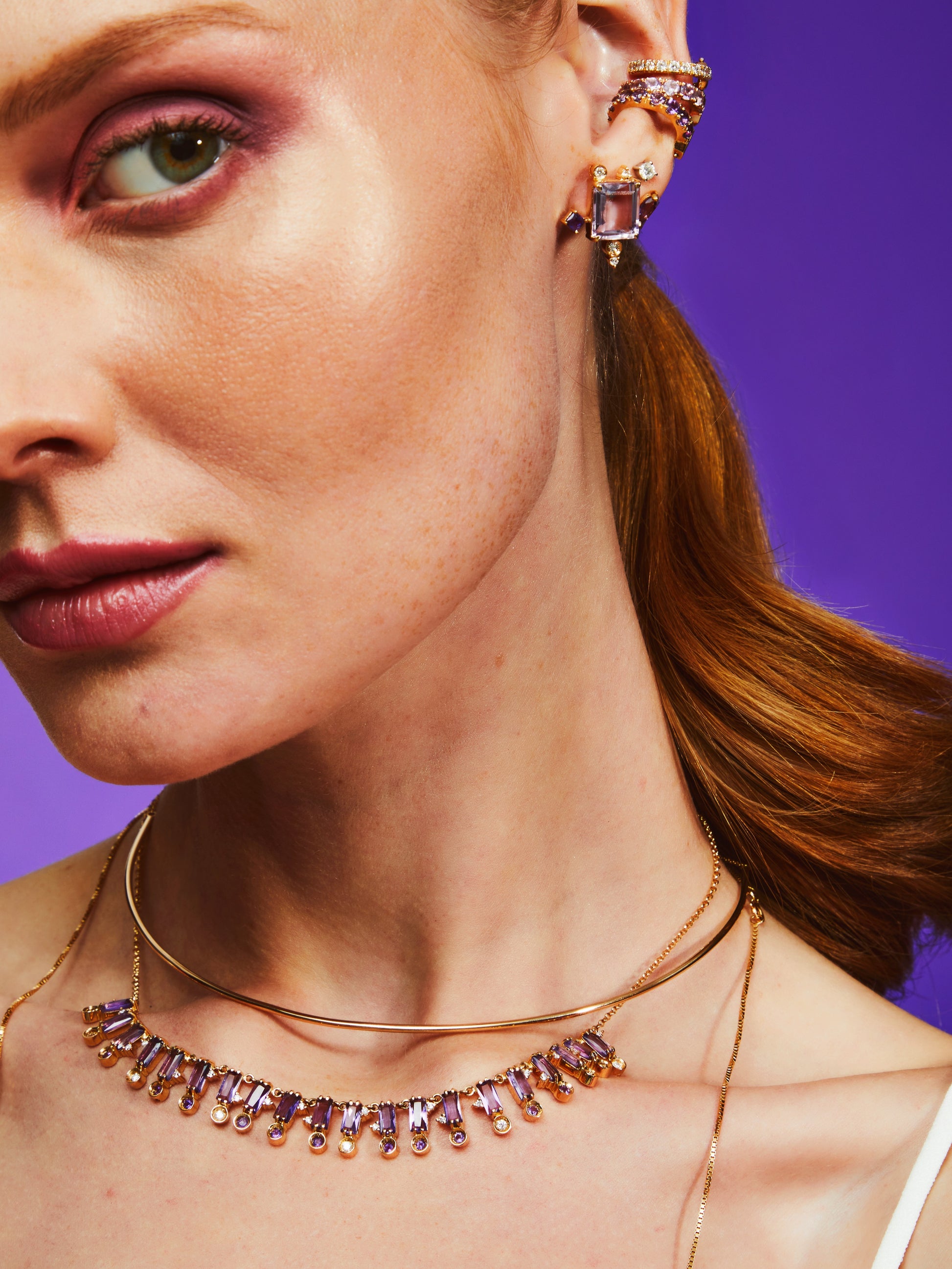 COLAR COM AMETISTAS E DIAMANTES