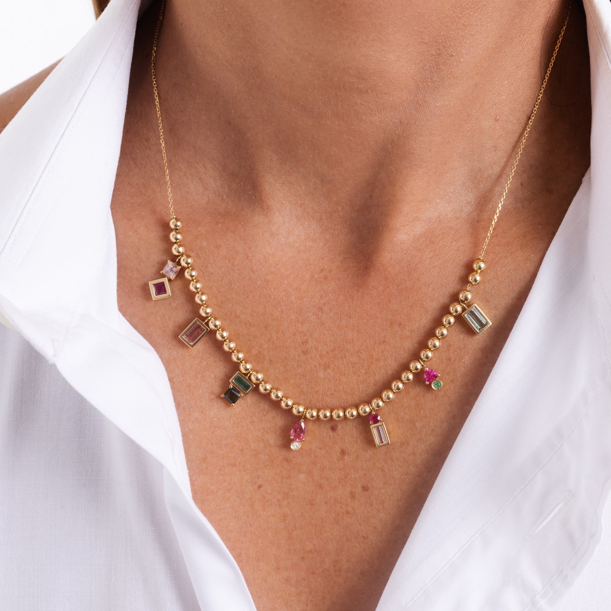 COLAR COM TURMALINAS VERDES E ROSA, RUBI, MORGANITA E ESMERALDA