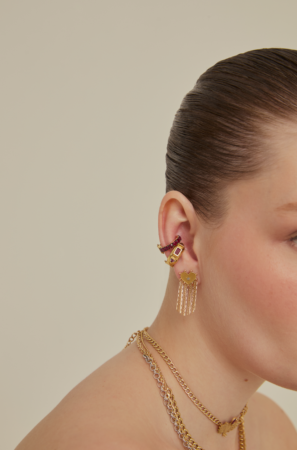 PIERCING COM RUBI E AMETISTAS