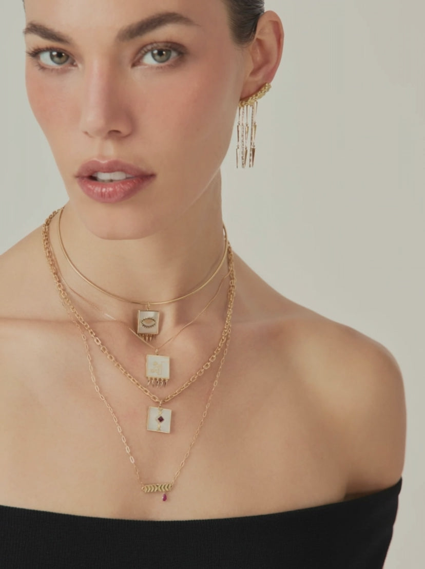 PINGENTE OLHO GREGO MADREPÉROLA E FRANJA