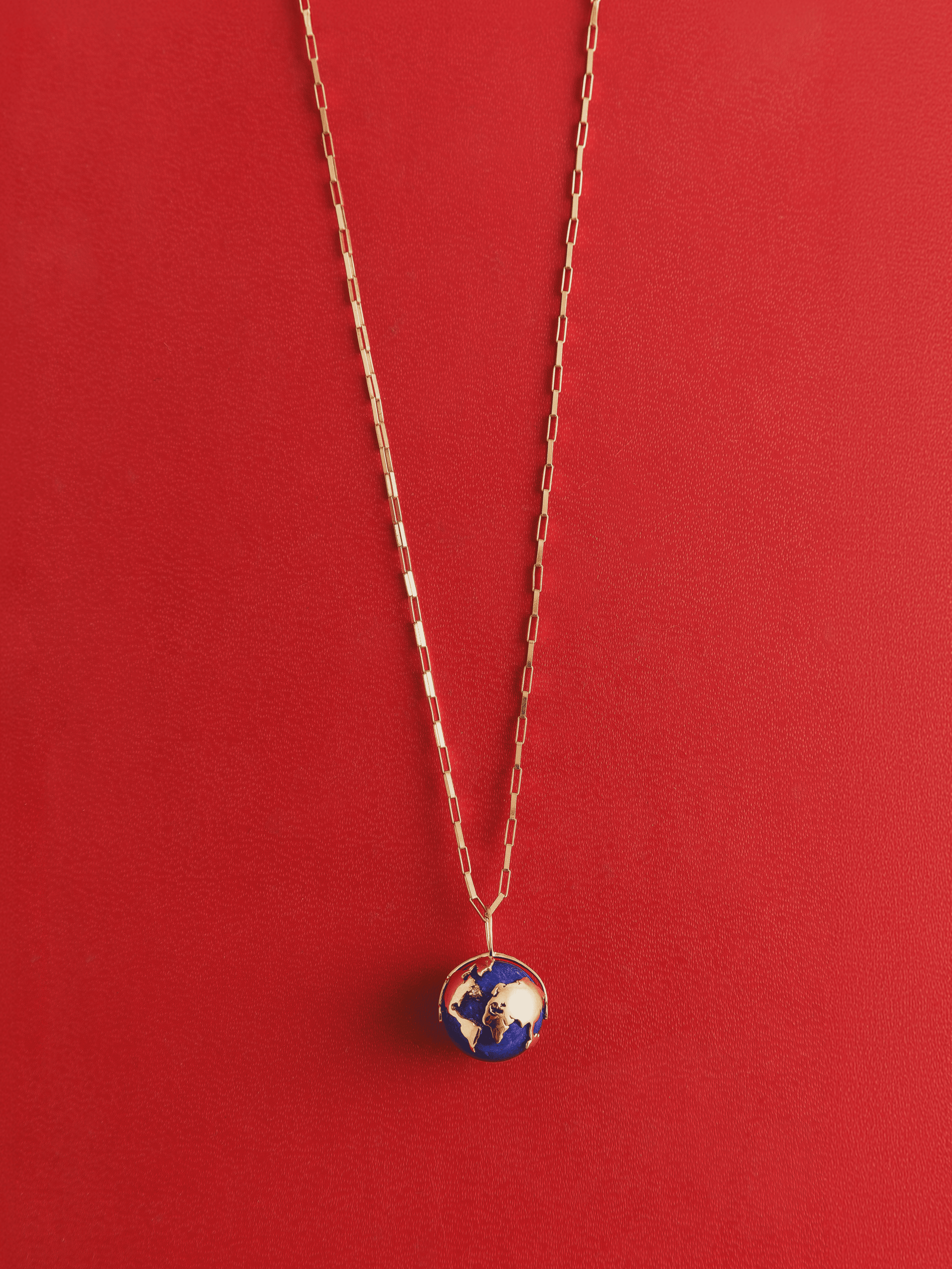 PINGENTE MUNDINHO EM QUARTZO AZUL